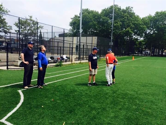 New York - Il gruppo si prepara all'allenamento.